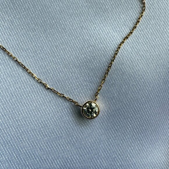 Natural Bezel Set Diamond Pendant Necklace / 18K Solid Gold / 16in Cable Chain - Picture 9 of 13